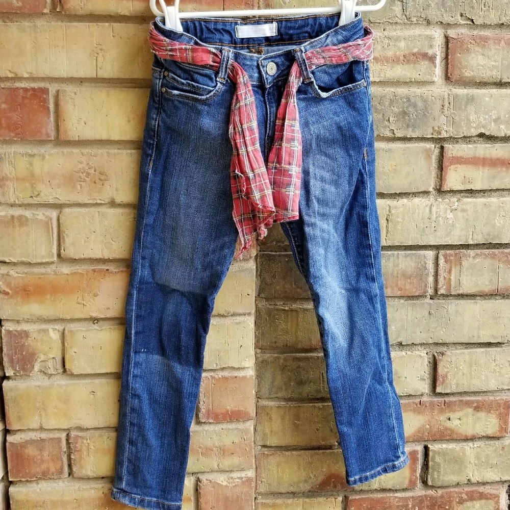EUC Girl's Zara Distressed Denim Jeans sz 4-5Y
